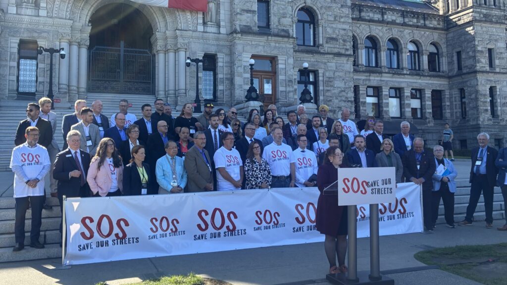 B.C. mayors rally at legislature